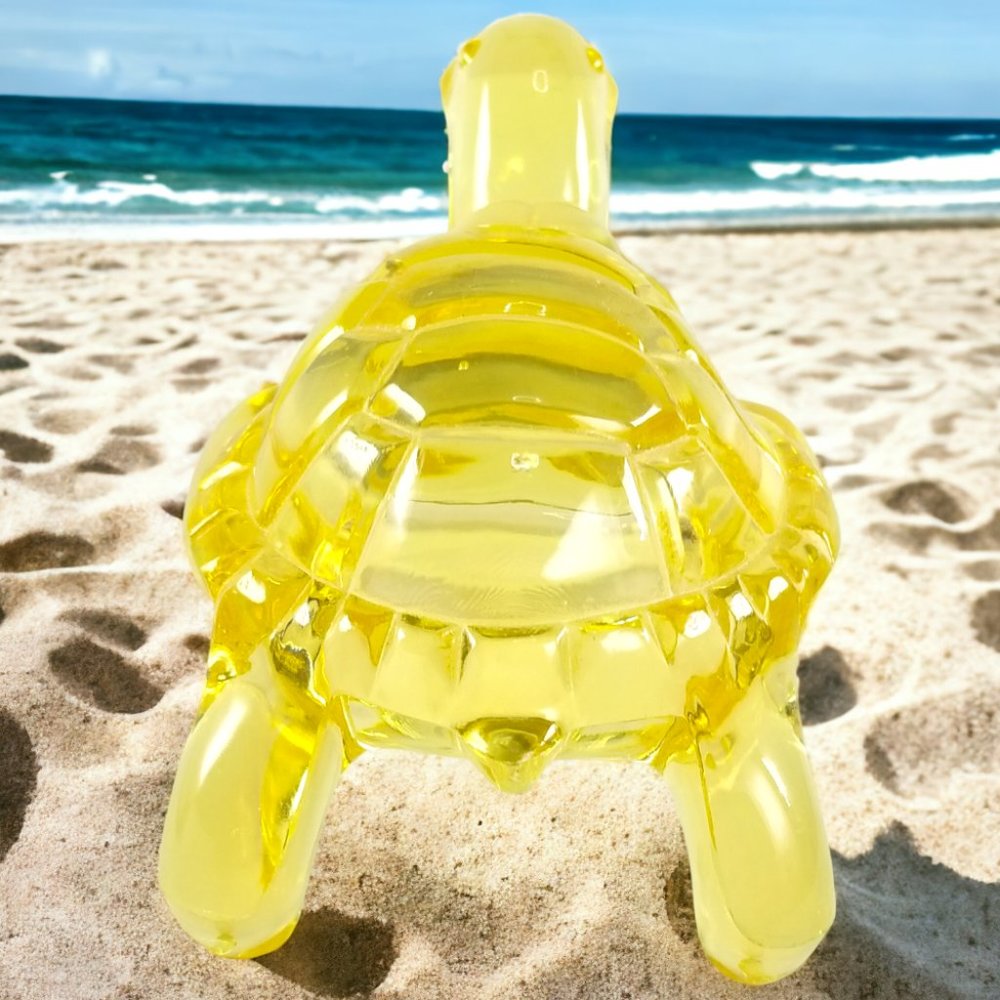 Vintage Yellow Lucite Acrylic Feng Shui Longevity Turtle Tortoise  Figurine - Picture 3 of 9